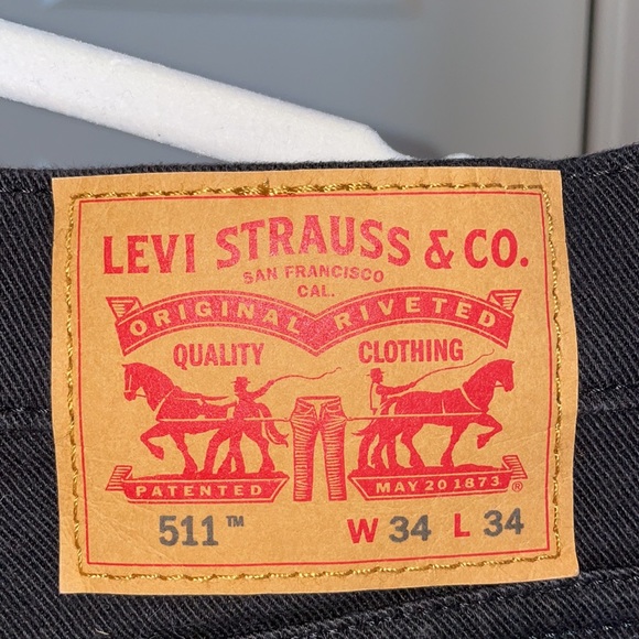 Levi Strauss & Co. Black Men’s Jeans - Picture 7 of 7